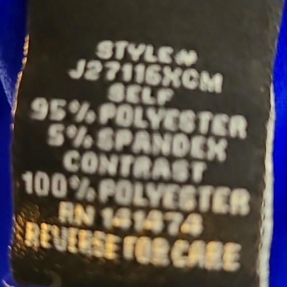 Zero 2 Eight Royal Blue Blouse with Cut-out @ Neckline  Gold Accent, Size 1X NWT - Picture 10 of 10